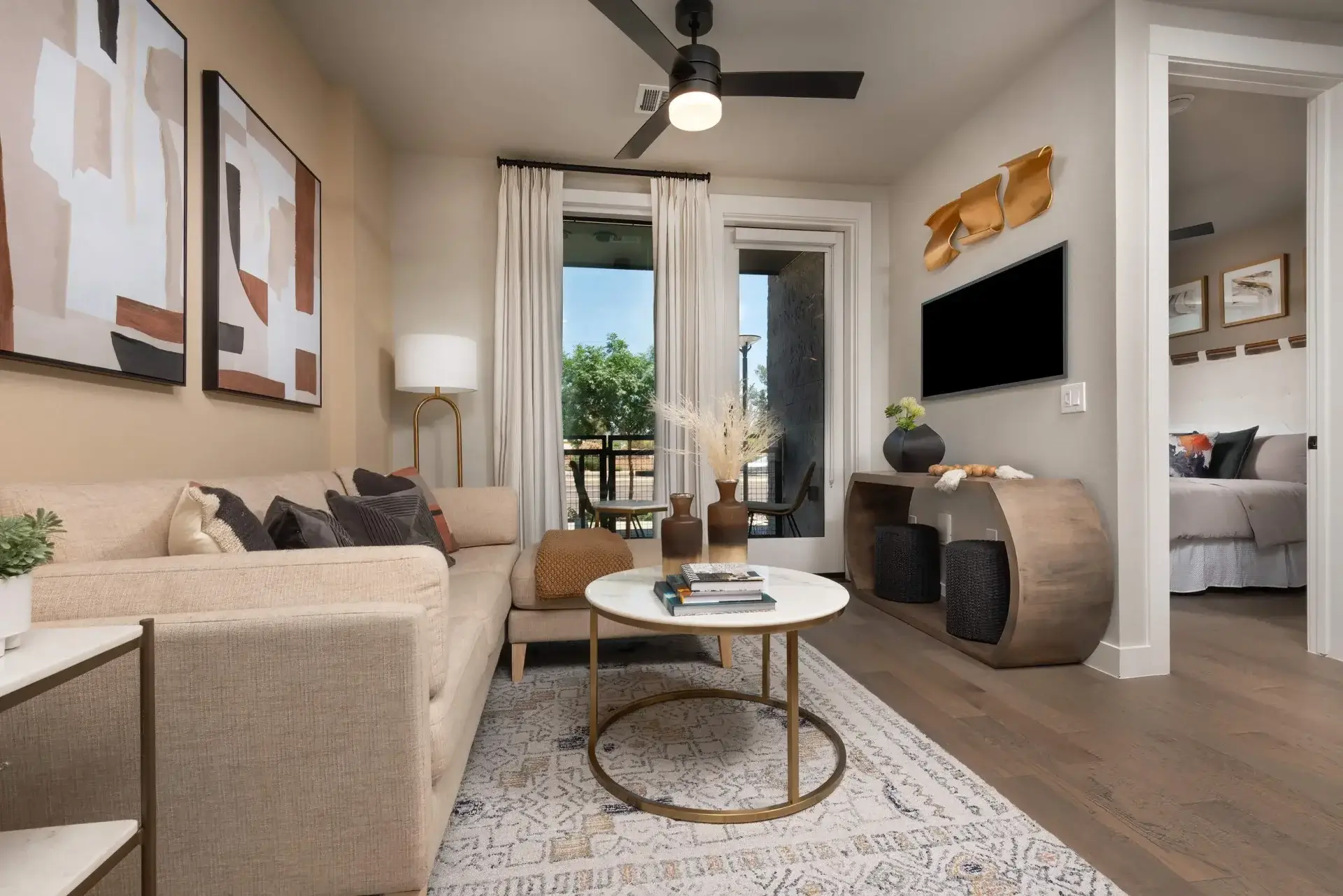 quincy at kierland kitchenliving rooom